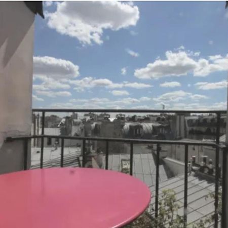 Sous Les Toits De Paris Shared Place Exterior photo