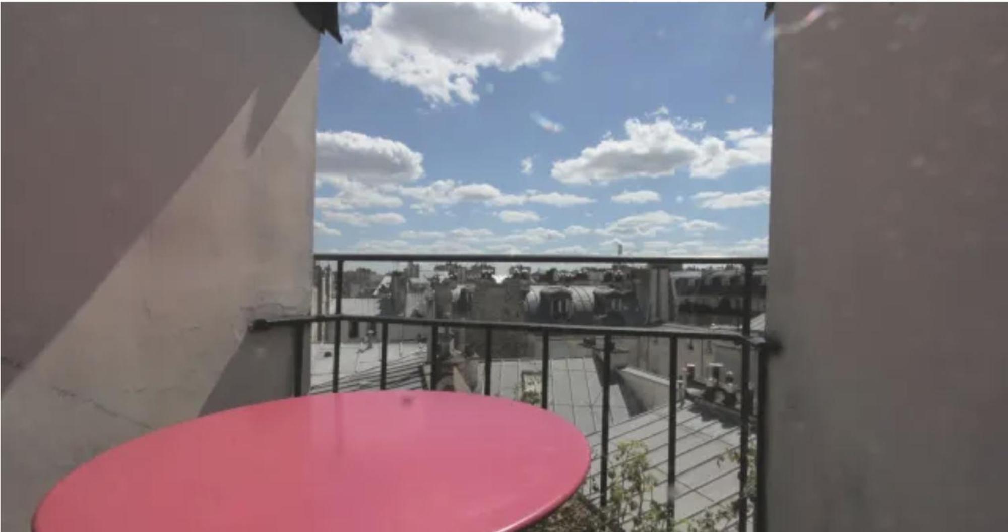 Sous Les Toits De Paris Shared Place Exterior photo